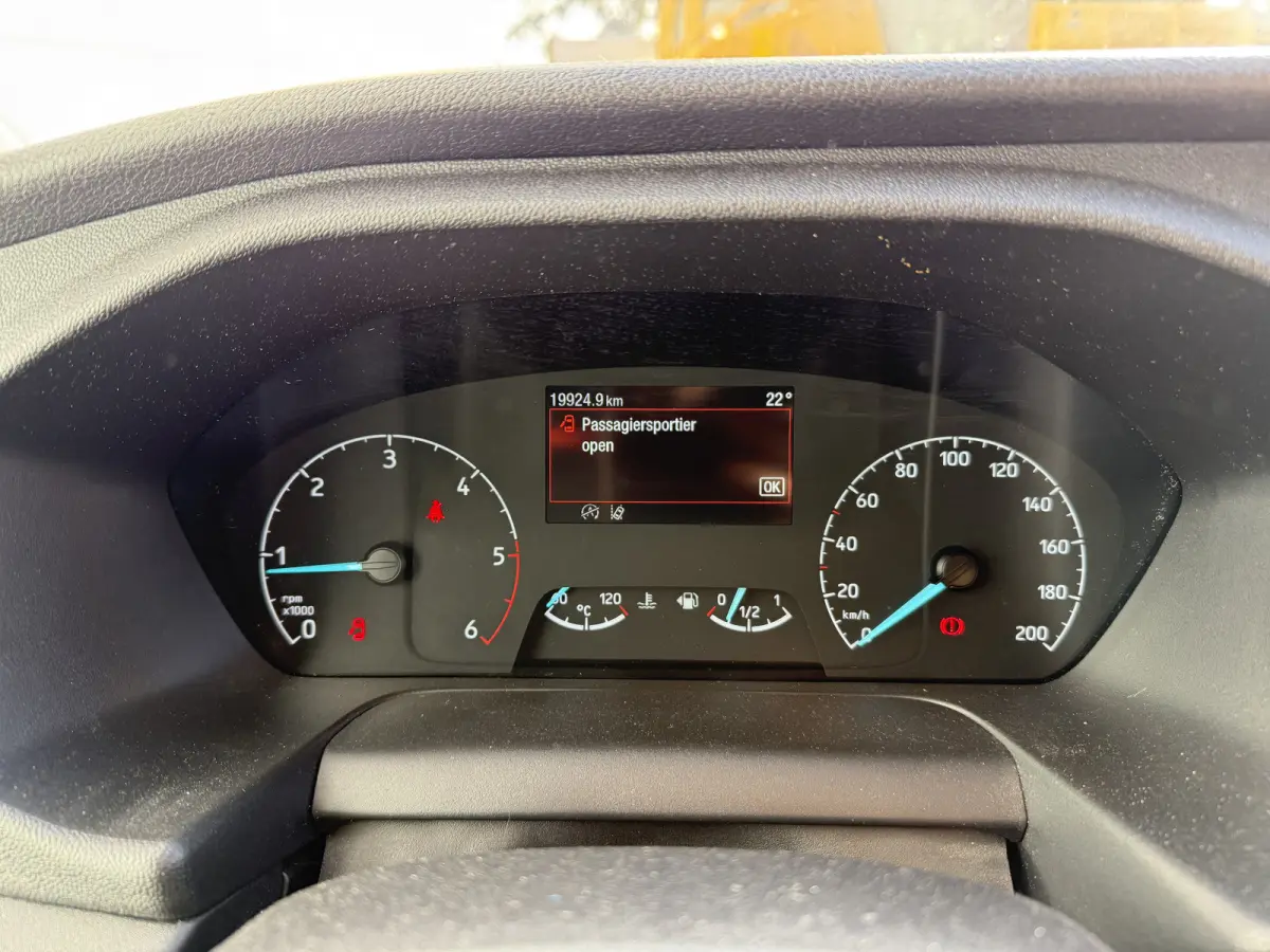 2.0 TDCI 130PK L2H2 Airco Cruise Control Bluetooth Parkeersensoren v+a Voorruitverwarming
