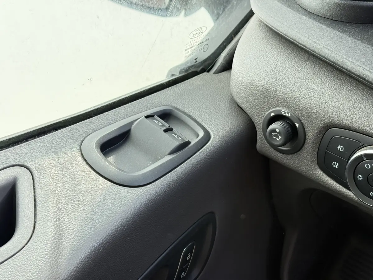 2.0 TDCI 130PK L2H2 Airco Cruise Control Bluetooth Parkeersensoren v+a Voorruitverwarming