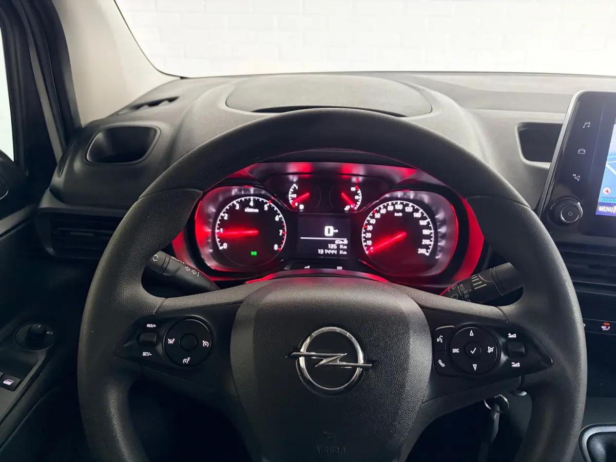 1.5D 102pk euro6 L1H1 Edition, Imperiaal, Kasten, Trekhaak, Airco, Navigatie, CruiseControl, RIJKLAARPRIJS!