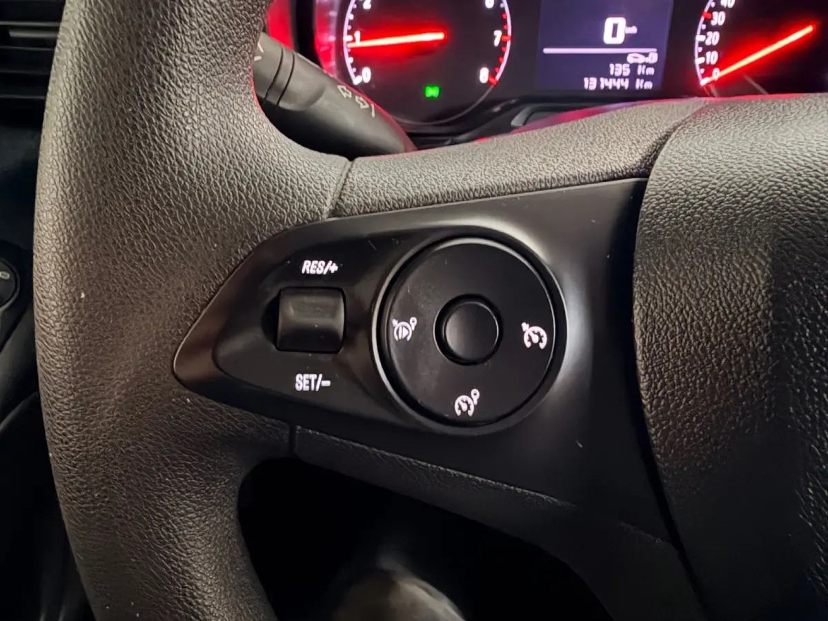 1.5D 102pk euro6 L1H1 Edition, Imperiaal, Kasten, Trekhaak, Airco, Navigatie, CruiseControl, RIJKLAARPRIJS!