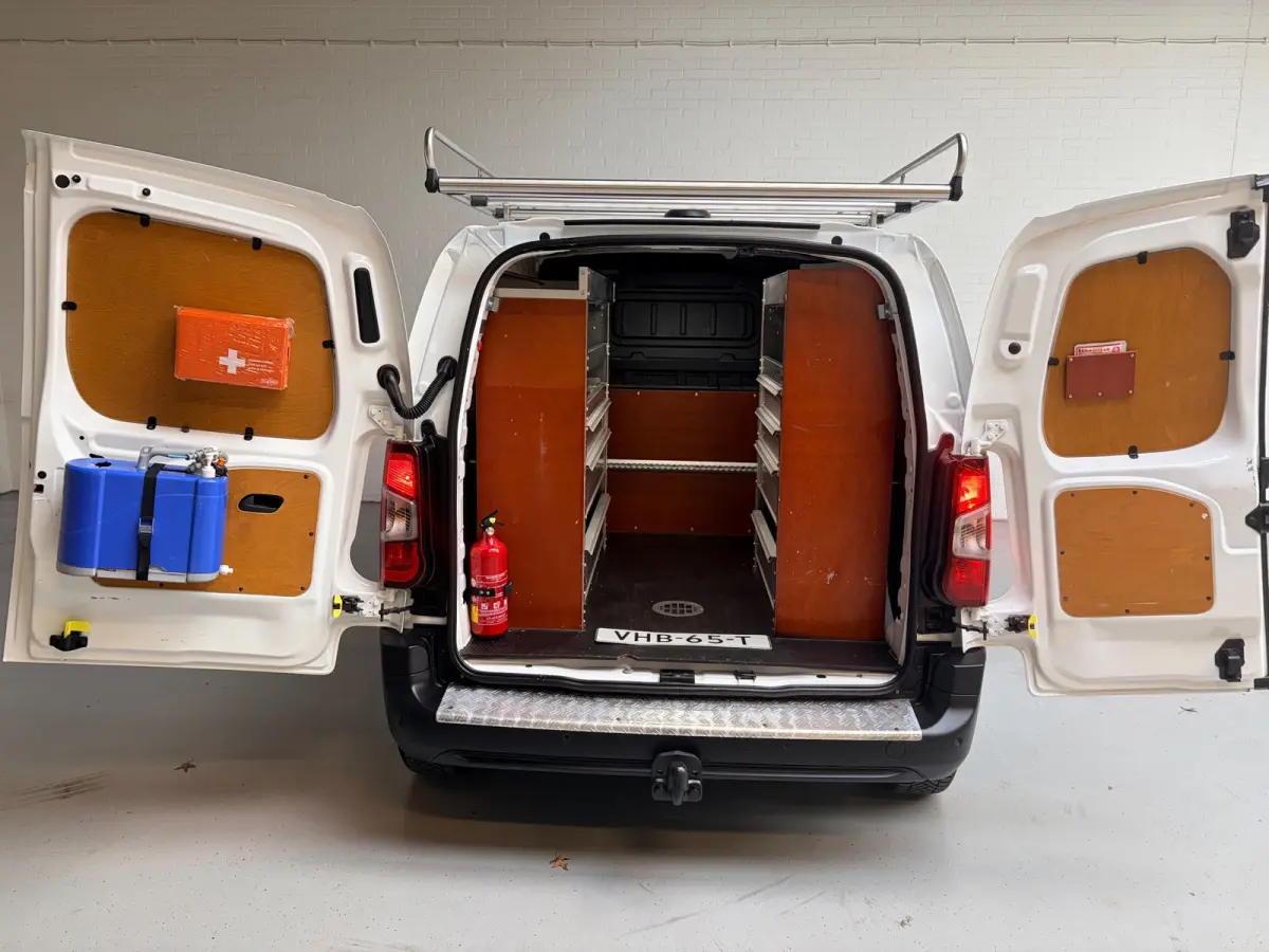 1.5D 102pk euro6 L1H1 Edition, Imperiaal, Kasten, Trekhaak, Airco, Navigatie, CruiseControl, RIJKLAARPRIJS!