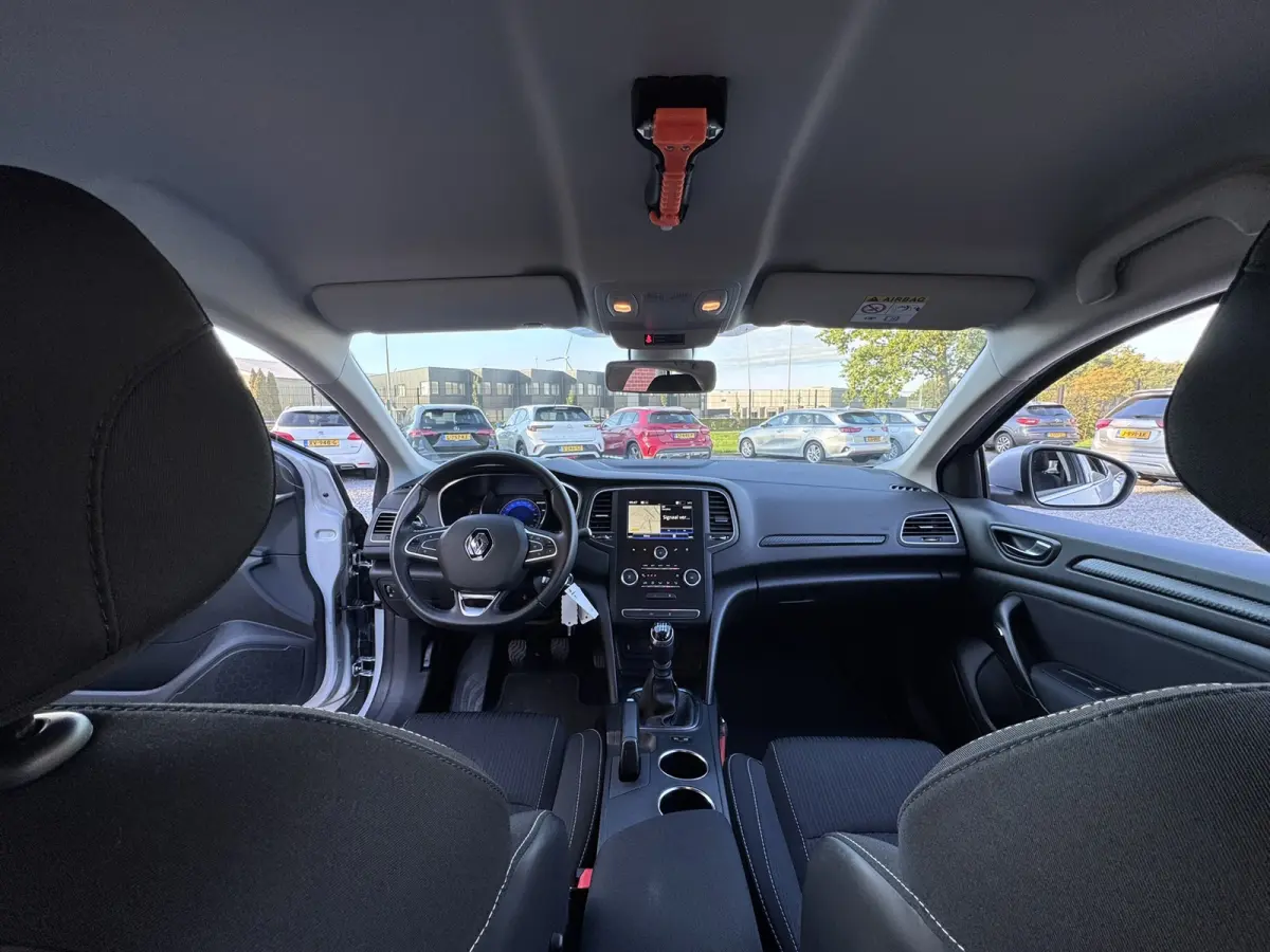 1.5 Blue dCi Limited, Marge, Euro 6, Apple Carplay, Hatchback,