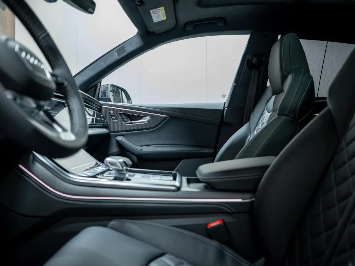 Audi Q8 60 TFSIe Competition ABT | ABT Aerokit | Carbon | Massage | ACC | HUD | Trekhaak |