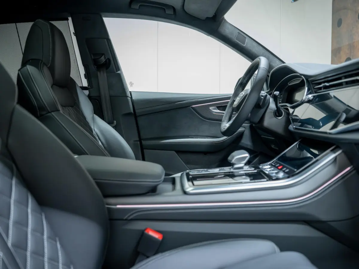 Audi Q8 60 TFSIe Competition ABT | ABT Aerokit | Carbon | Massage | ACC | HUD | Trekhaak |