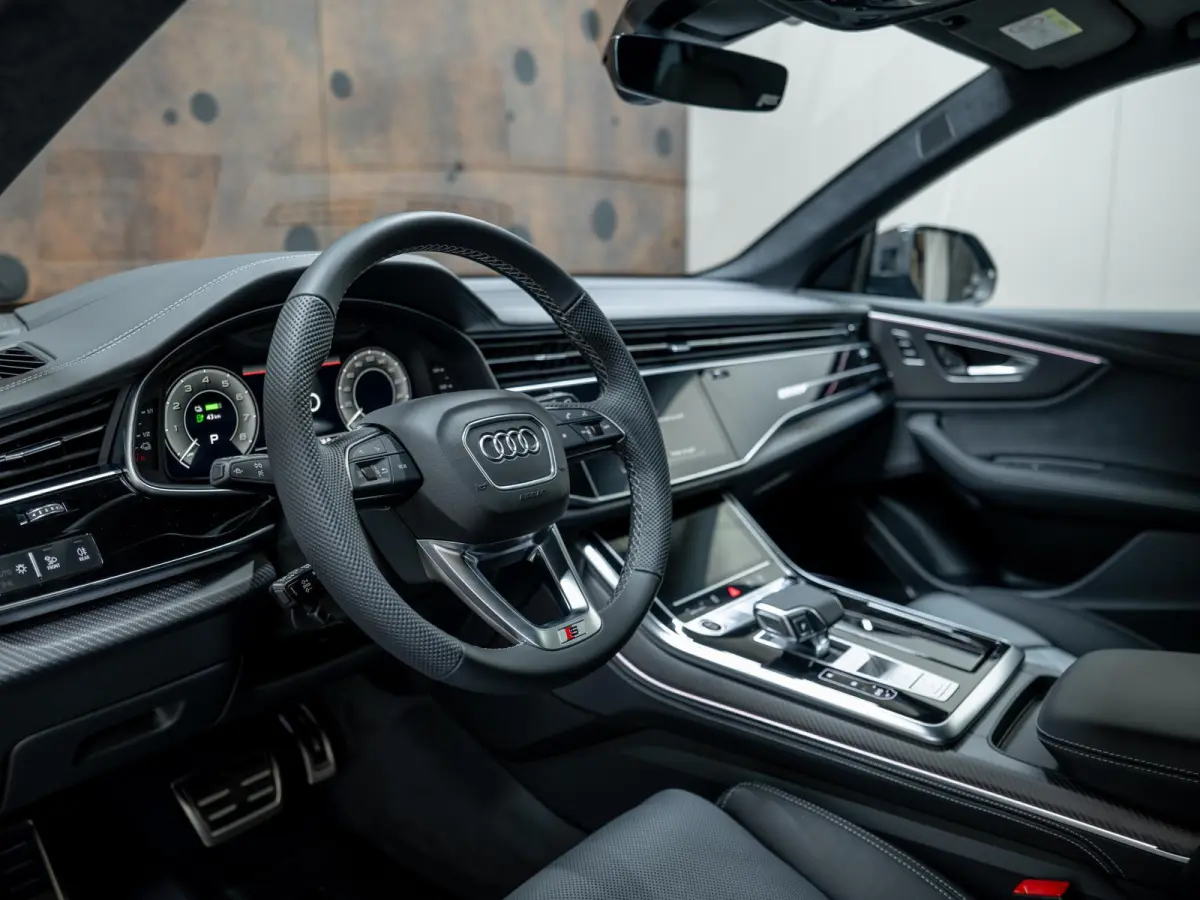 Audi Q8 60 TFSIe Competition ABT | ABT Aerokit | Carbon | Massage | ACC | HUD | Trekhaak |