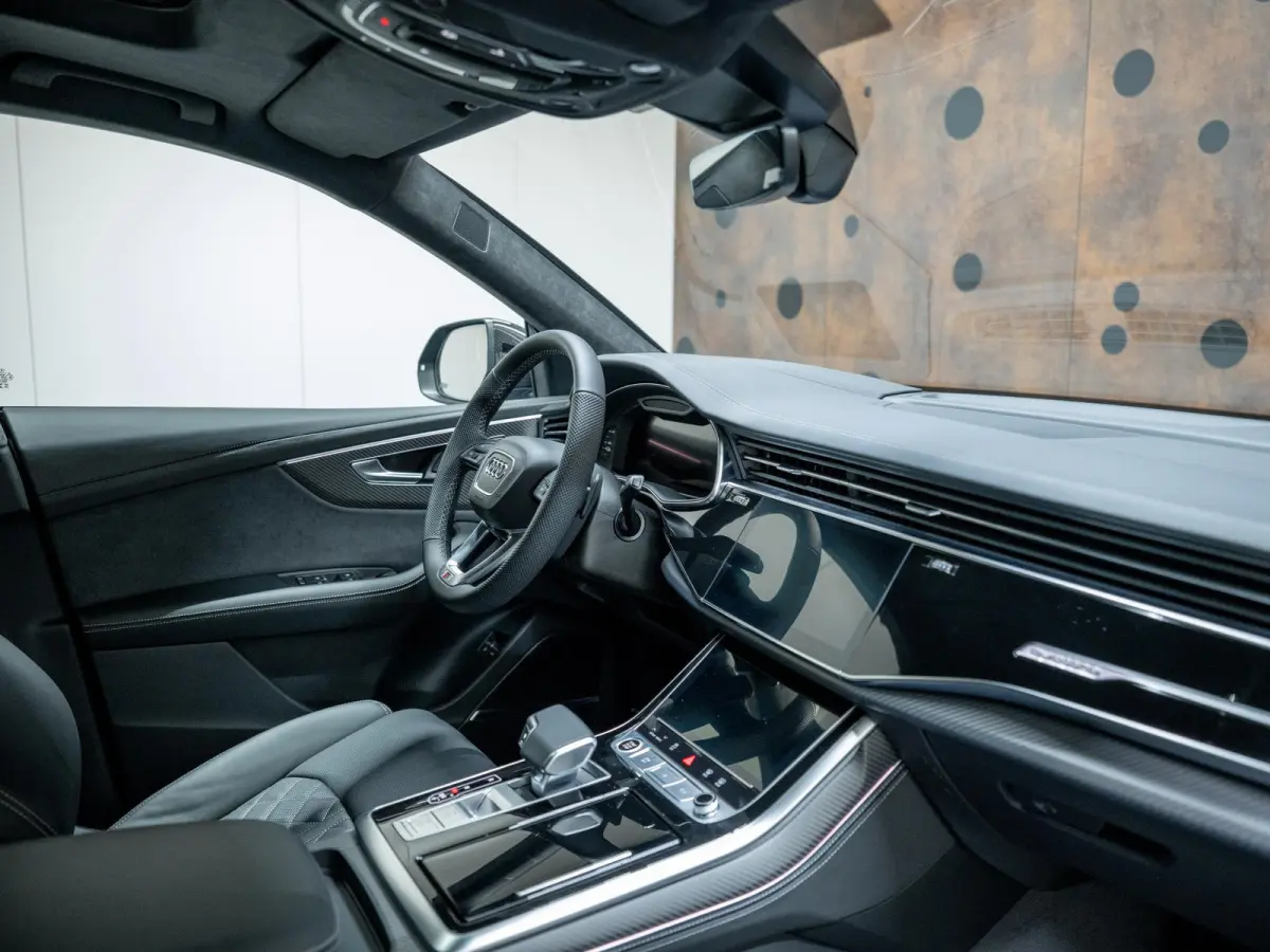 Audi Q8 60 TFSIe Competition ABT | ABT Aerokit | Carbon | Massage | ACC | HUD | Trekhaak |