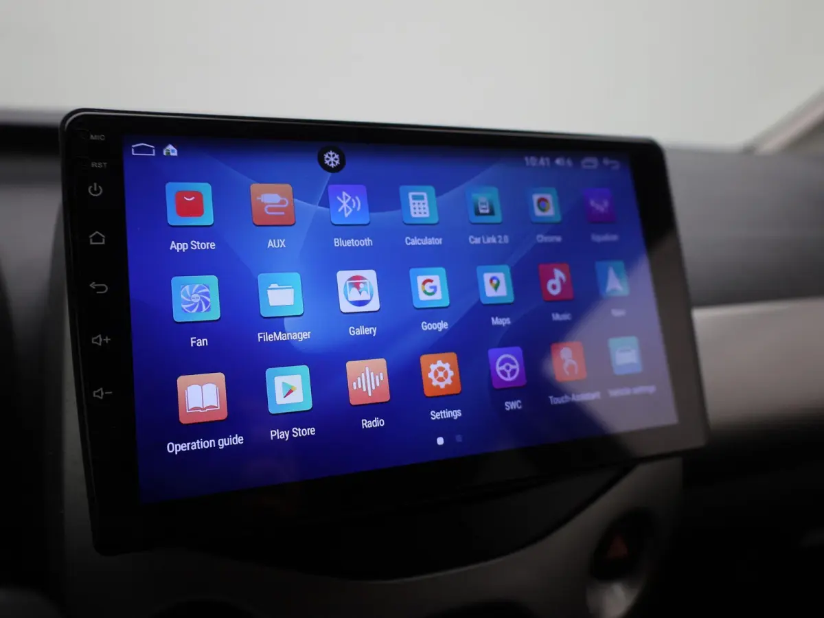 1.0 VTi Active | AUTOMAAT | AIRCONDITIONING | APPLE CARPLAY / ANDROID AUTO | LICHTMETALEN VELGEN | CAMERA