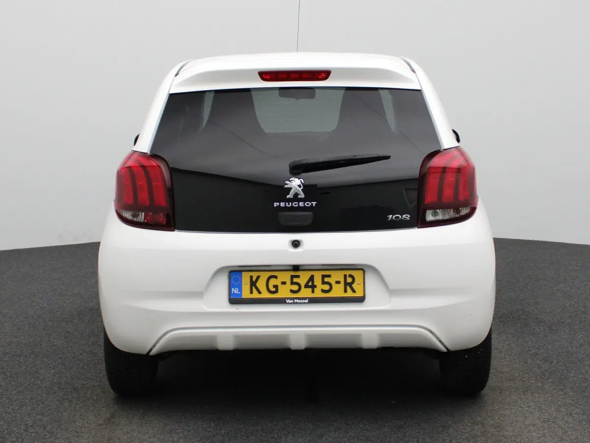 1.0 VTi Active | AUTOMAAT | AIRCONDITIONING | APPLE CARPLAY / ANDROID AUTO | LICHTMETALEN VELGEN | CAMERA