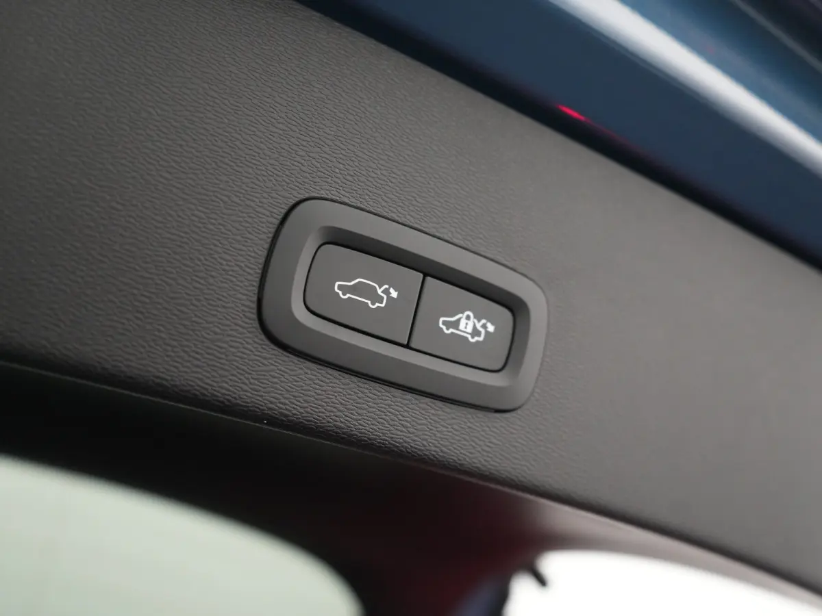 Single Extended Ultimate 82 kWh | 360° | Harman/Kardon | Adaptive Cruise | Trekhaak | Elek stoelen | Stoel- & stuurverwarming | BLIS