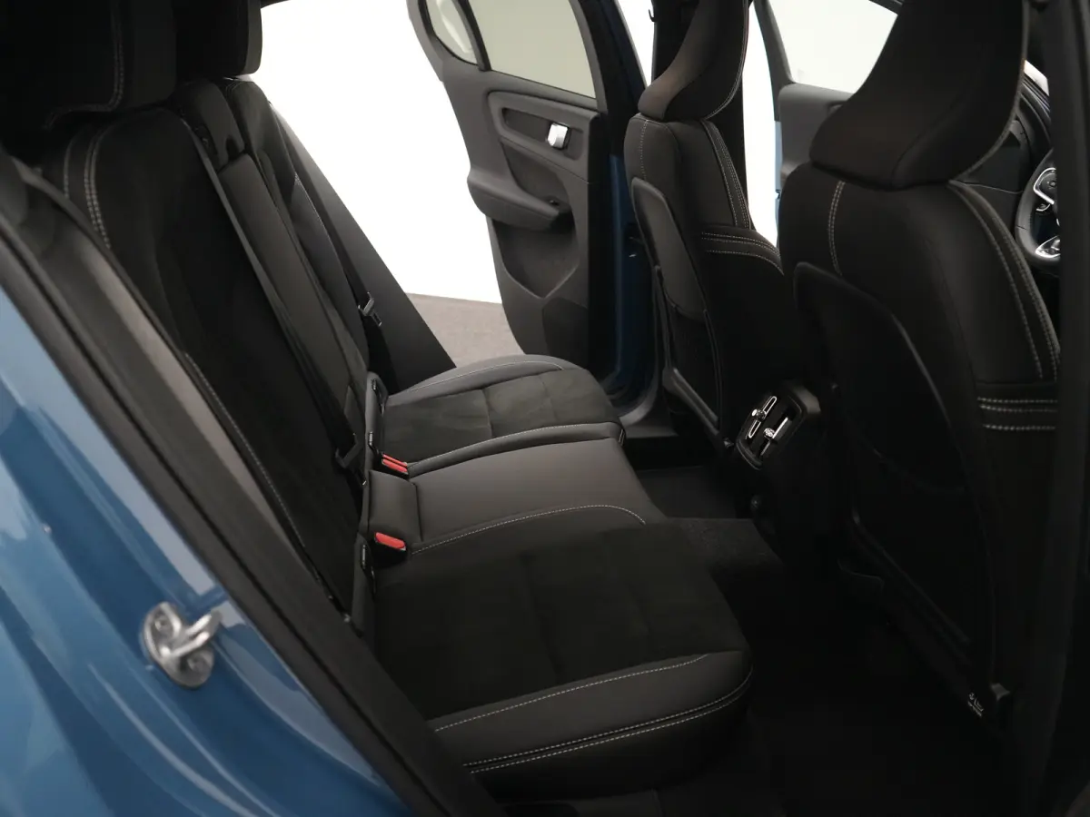 Single Extended Ultimate 82 kWh | 360° | Harman/Kardon | Adaptive Cruise | Trekhaak | Elek stoelen | Stoel- & stuurverwarming | BLIS