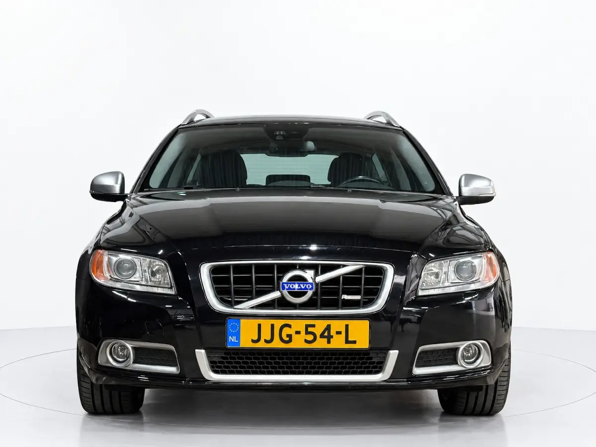 2.0 T5 Summum - R Design - Cruise - Stoelverwarming
