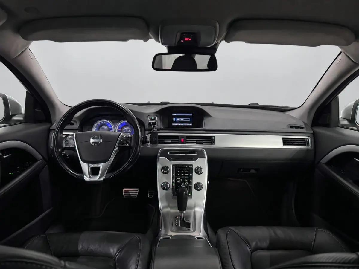 2.0 T5 Summum - R Design - Cruise - Stoelverwarming