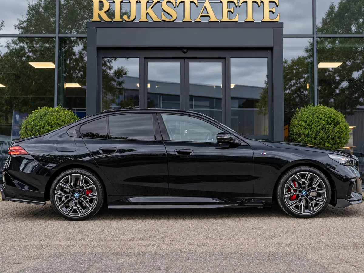 550e M-Sport PRO XDrive|PANO|360°|B&W|INC.BTW|20