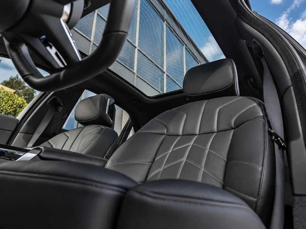 750e XDrive|PANO|SKYLOUNGE|B&W|EL.DEUR|INC.BTW