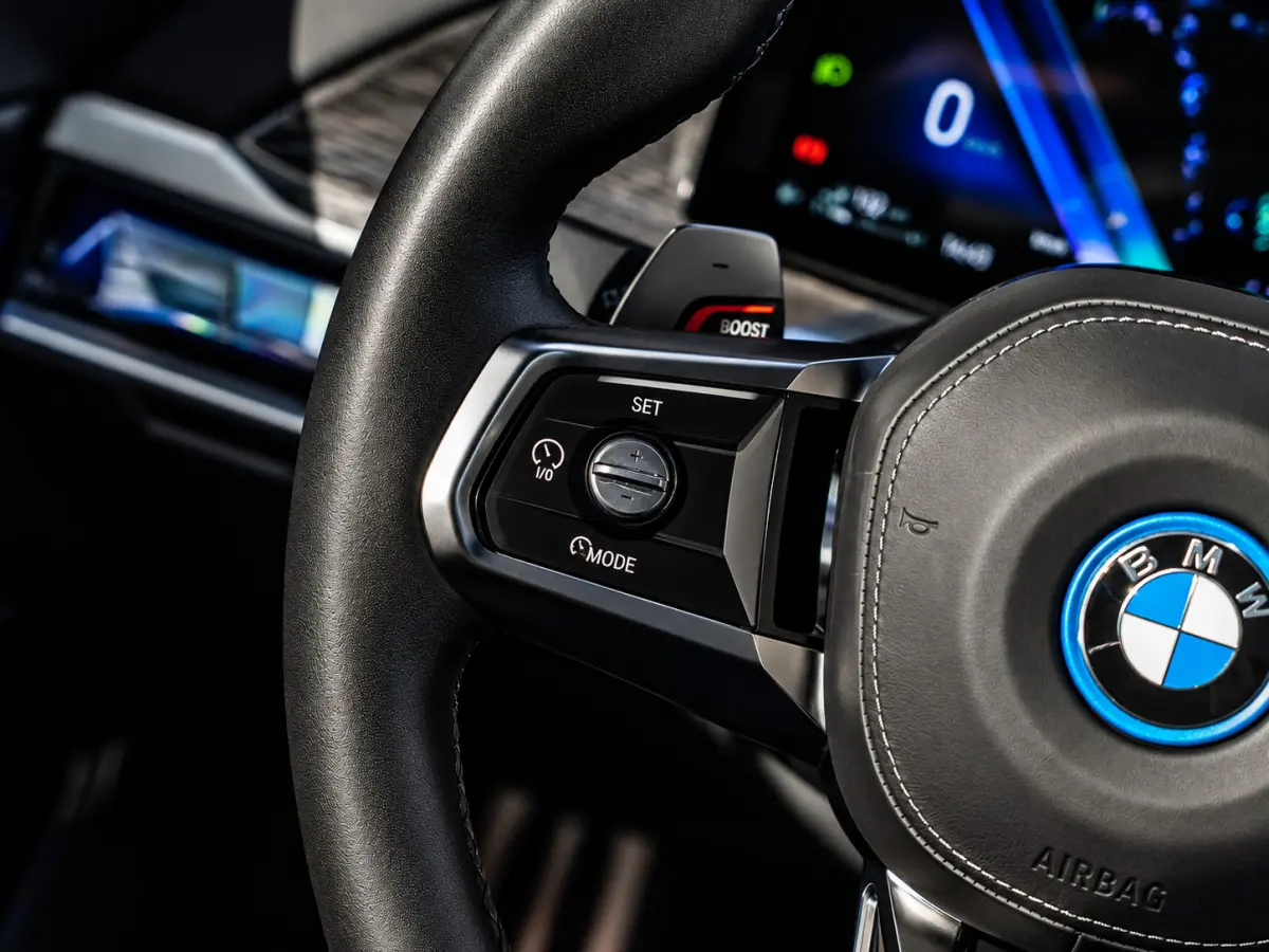 750e XDrive|PANO|SKYLOUNGE|B&W|EL.DEUR|INC.BTW