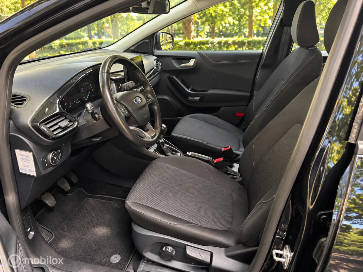 1.0 EcoBoost Connected Apple carplay