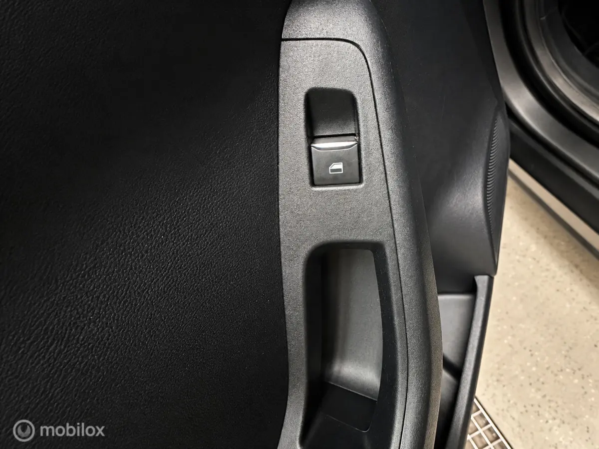 1.0 EcoBoost Connected Apple carplay
