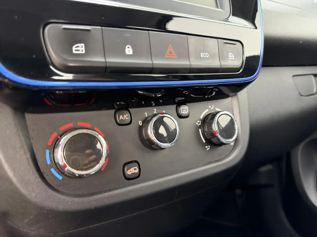 Comfort Plus (Orange Pack) 27 kWh Carplay|Camera|PDC|Cruise
