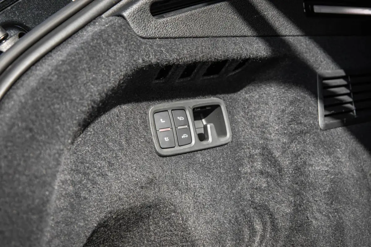 60 TFSIe 490pk quattro Pro Line S Competition | SQ8 pakket | B&O | Panoramadak | Trekhaak | Matrix LED | 360 Camera | HUD