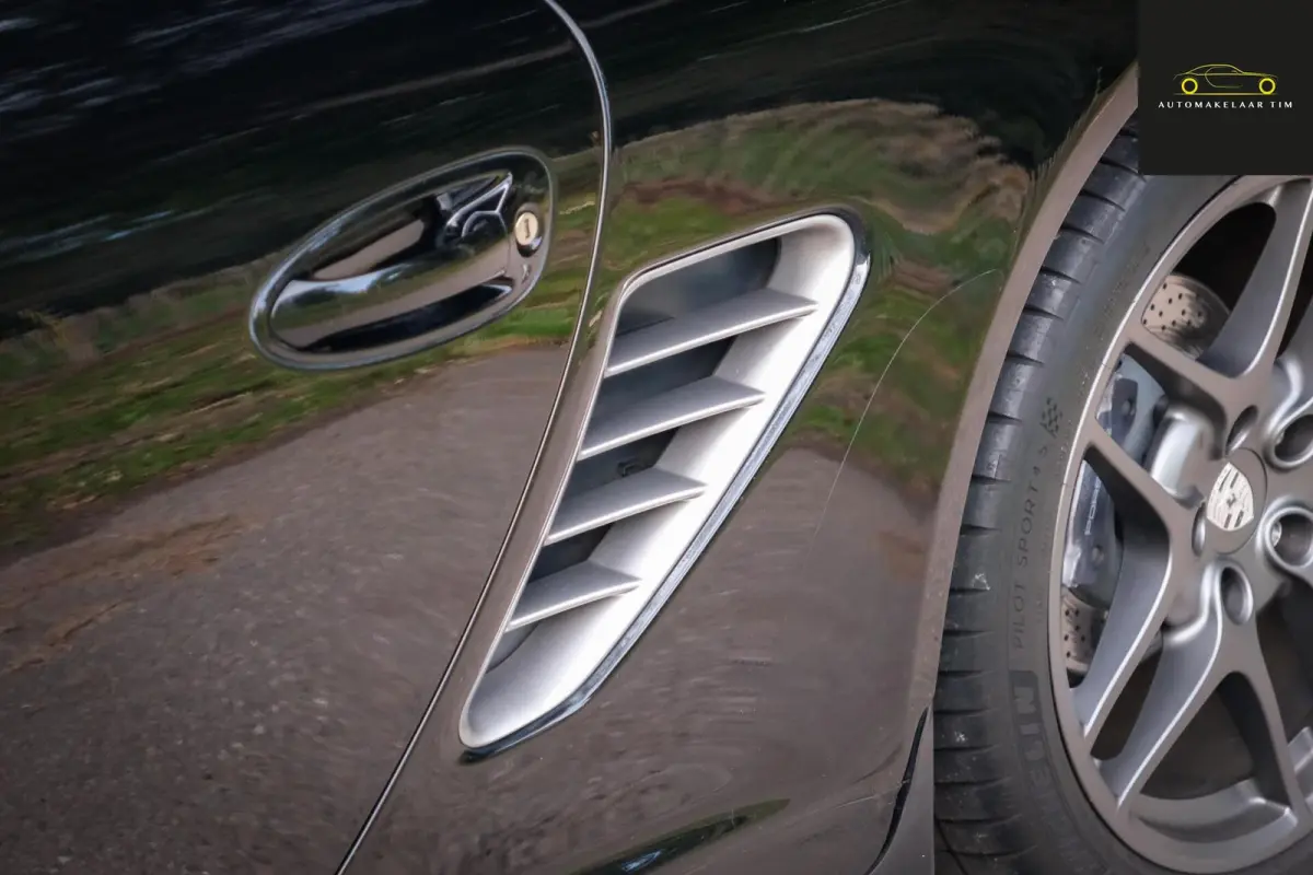 2.9 | Handbak | Sandbeige Leder | CarPlay