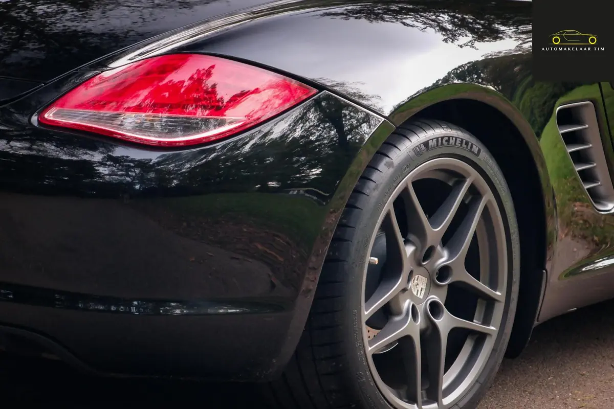 2.9 | Handbak | Sandbeige Leder | CarPlay