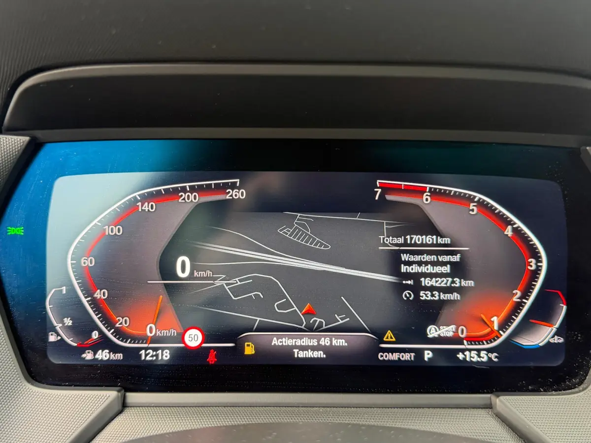 118i Executive Edition M-Sport | Pano | Camera | NL AUTO