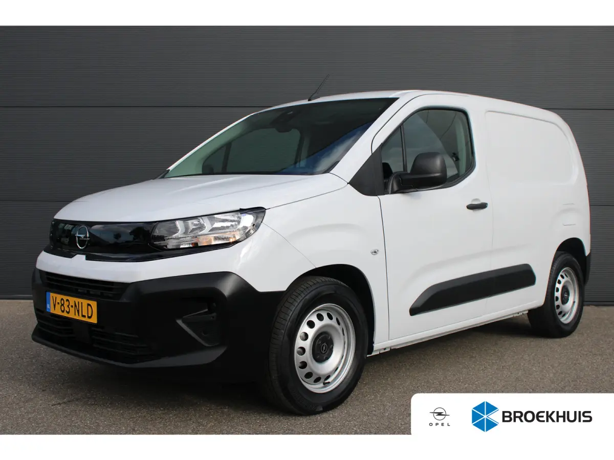 136 L1 50kWh | Fase 3 laden | SOH 99% | Navi by app | Apple carplay | Camera | Nieuw model | 3.300km |