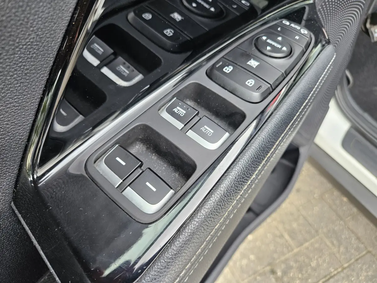 1.6 GDi Hybrid ExecutiveLine Trekhaak! Camera! NAP! Nette Auto! Dealer Onderhouden!