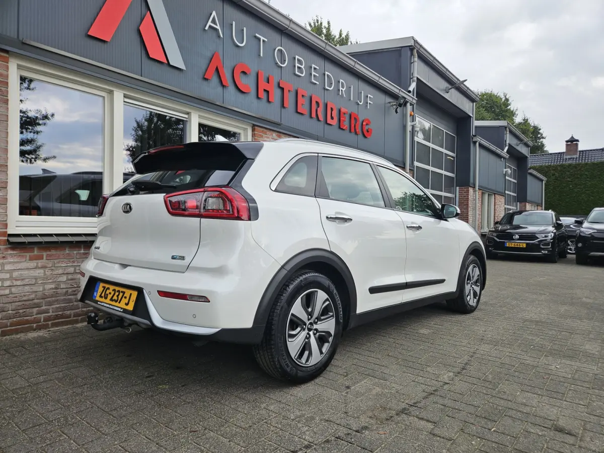 1.6 GDi Hybrid ExecutiveLine Trekhaak! Camera! NAP! Nette Auto! Dealer Onderhouden!