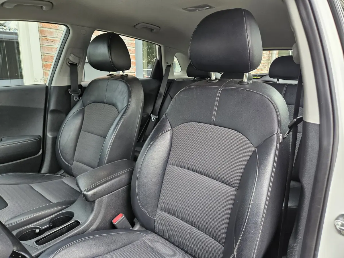 1.6 GDi Hybrid ExecutiveLine Trekhaak! Camera! NAP! Nette Auto! Dealer Onderhouden!
