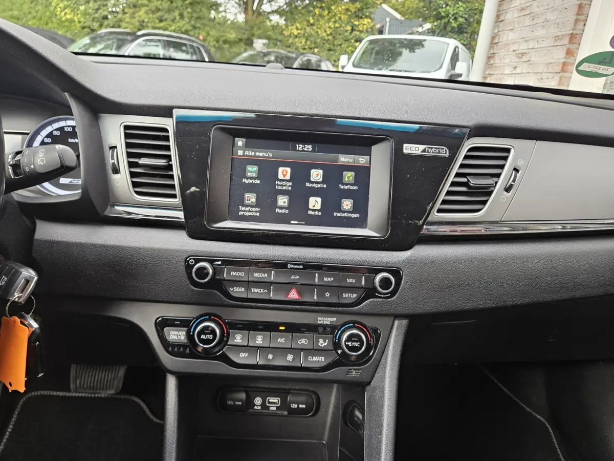 1.6 GDi Hybrid ExecutiveLine Trekhaak! Camera! NAP! Nette Auto! Dealer Onderhouden!