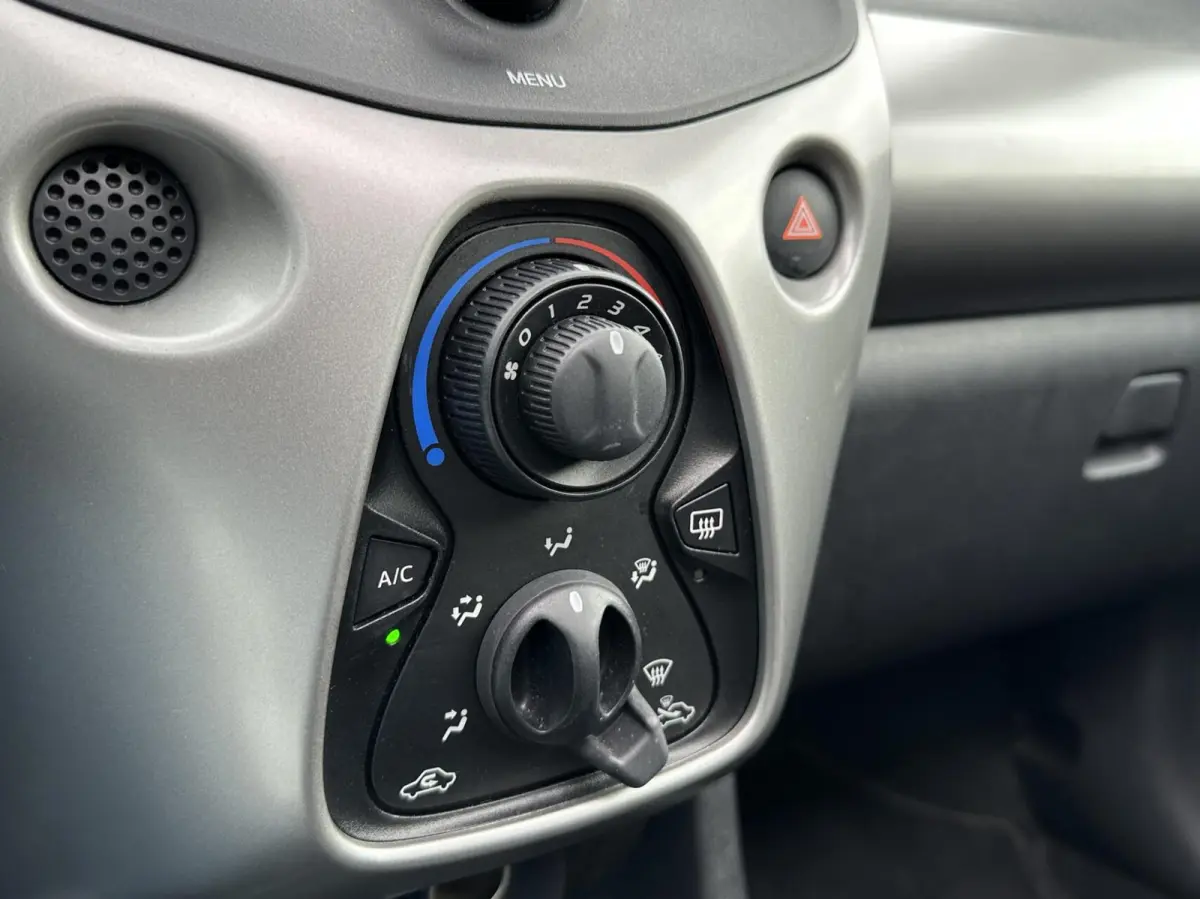 1.0 e-VTi Allure TOP! Schuifdak Airco Bluetooth