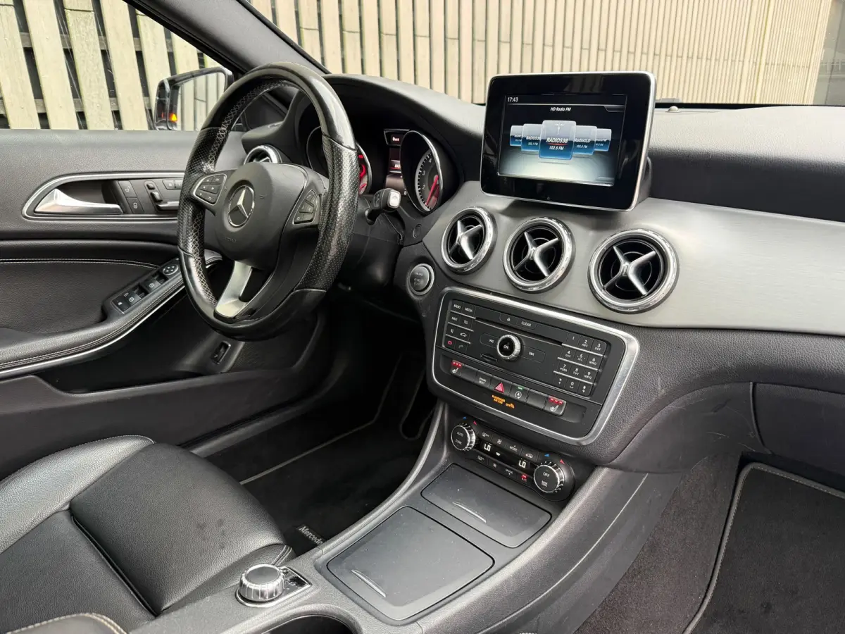250 4Matic Prestige / Leer / Panodak / Camera / Trekhaak