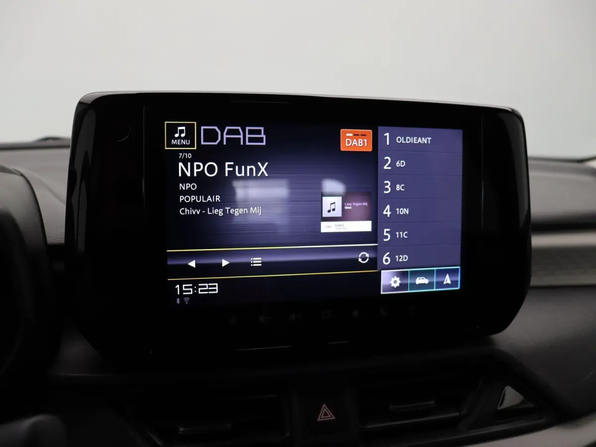 1.2 Select Smart Hybrid | Adaptieve cruise control | Stoelverwarming | Apple carplay / Android Auto | Achteruitrijcamera |