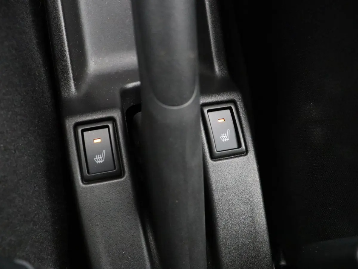 1.2 Select Smart Hybrid | Adaptieve cruise control | Stoelverwarming | Apple carplay / Android Auto | Achteruitrijcamera |