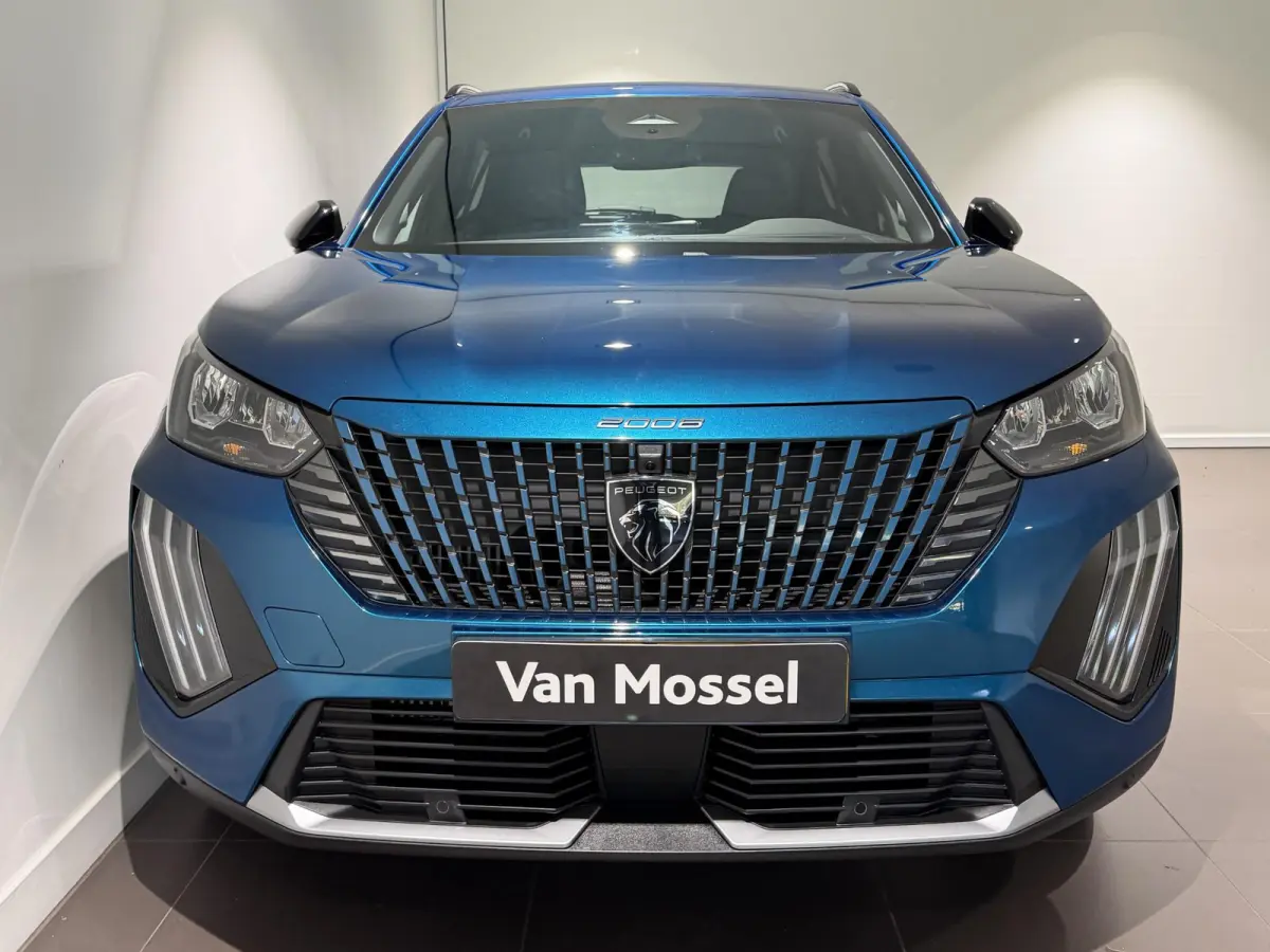 1.2 Hybrid 145 Allure | 360 Camera | Dodehoek Herkenning | Navigatie | Keyless Entry | Adaptieve Cruise Control |