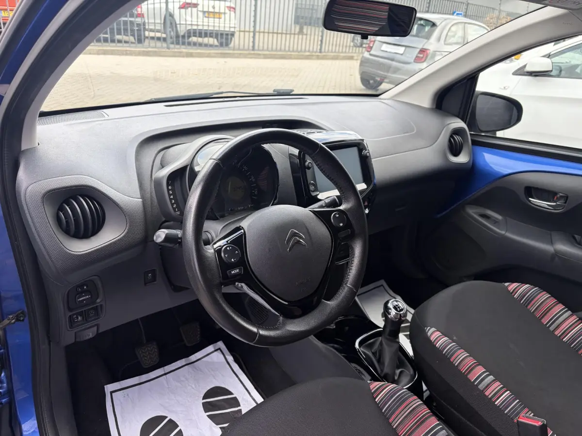 1.0 VTi Shine | Climate | Apple CarPlay | Achteruitrijcamera | Elektrische ramen | Nieuwe banden | Mooie auto!!