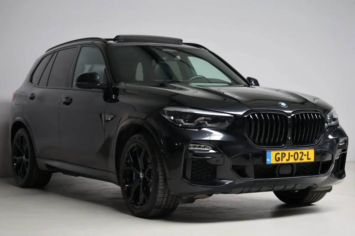 XDrive45e High Executive M-sport | panoramadak skylounge | softlcose | massage |elek. trekhaak | adap. cruise | keyless