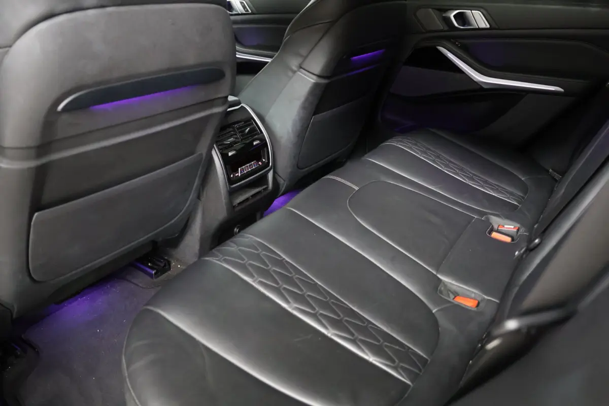 XDrive45e High Executive M-sport | panoramadak skylounge | softlcose | massage |elek. trekhaak | adap. cruise | keyless