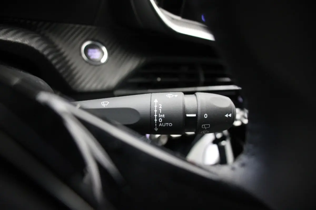 Allure Pack 50 kWh - Digitaal Cockpit, Carplay, Camera, Half Leer, Stoelverw. SOH 89,44%