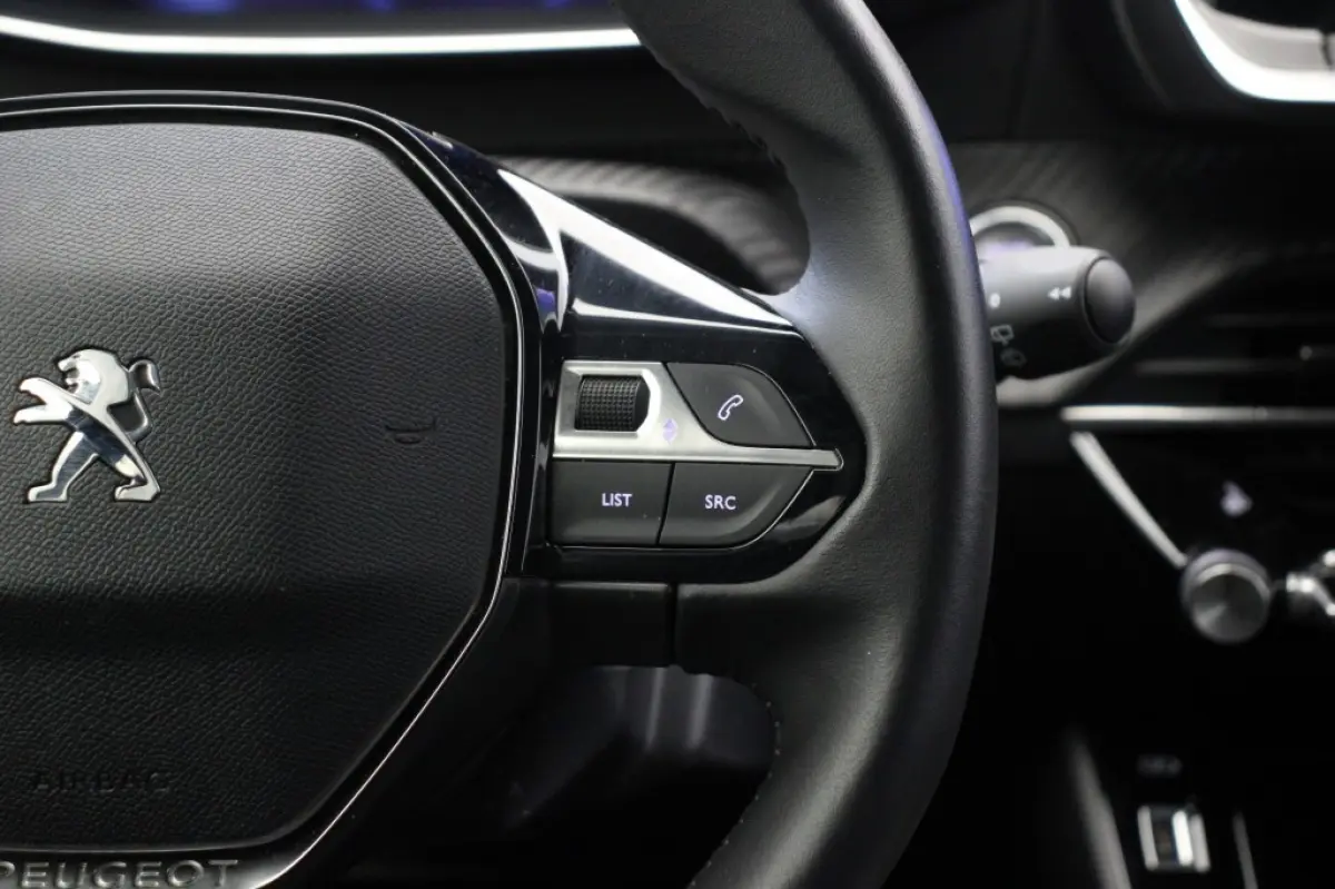 Allure Pack 50 kWh - Digitaal Cockpit, Carplay, Camera, Half Leer, Stoelverw. SOH 89,44%