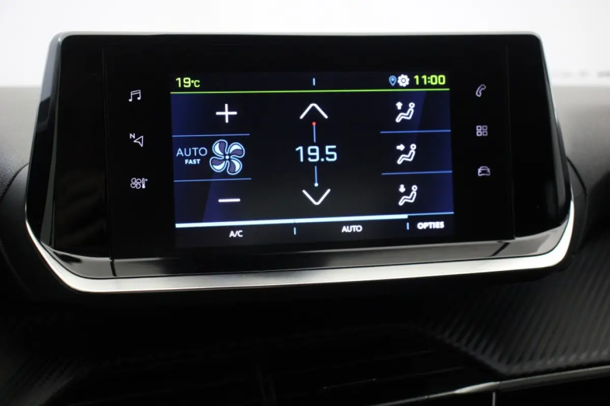 Allure Pack 50 kWh - Digitaal Cockpit, Carplay, Camera, Half Leer, Stoelverw. SOH 89,44%