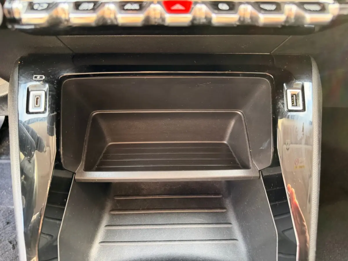 1.2 PT B.L. ACTIVE NAVI AIRCO/ECC CRUISE CONTROL PDC
