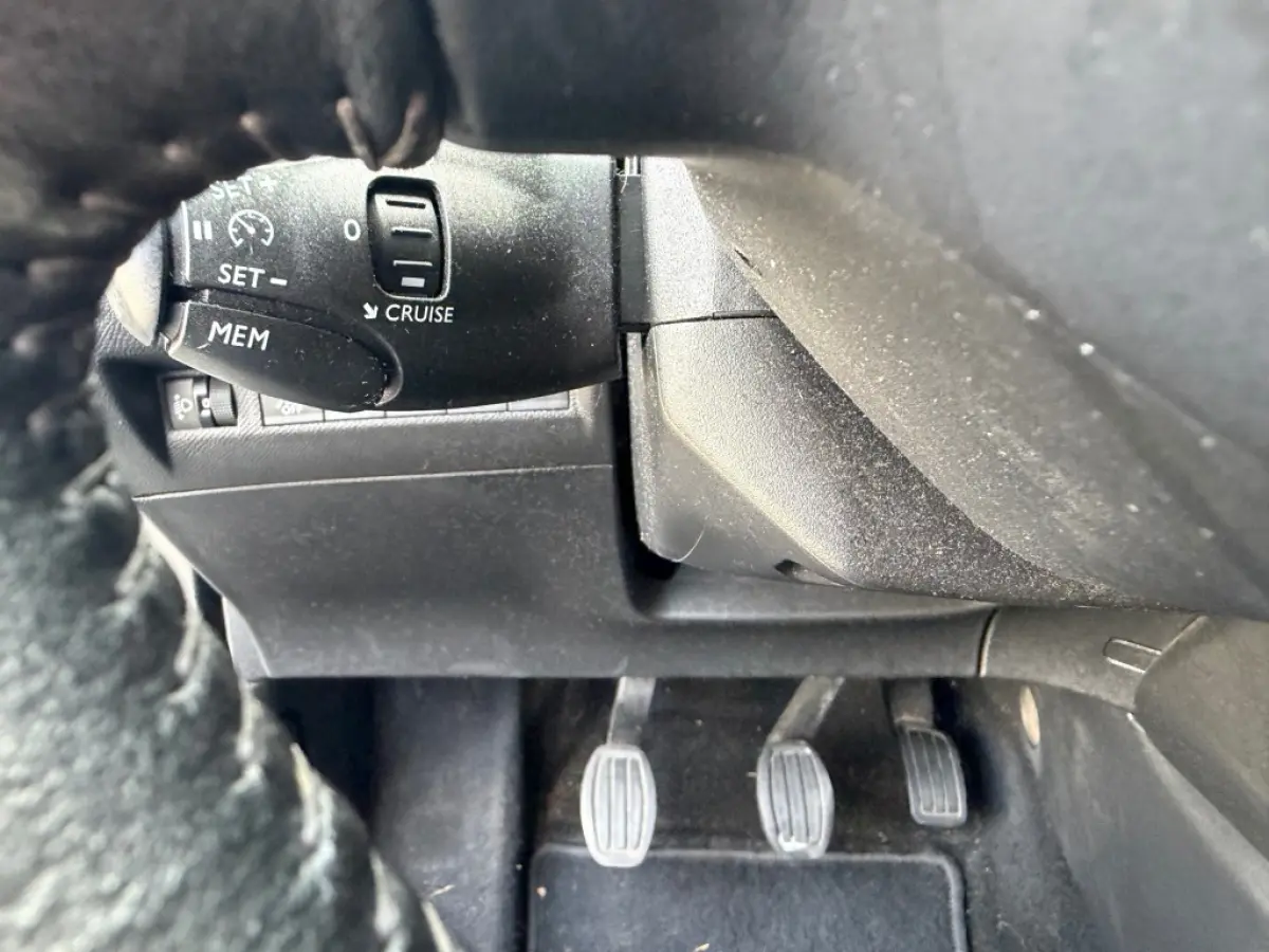 1.2 PT B.L. ACTIVE NAVI AIRCO/ECC CRUISE CONTROL PDC