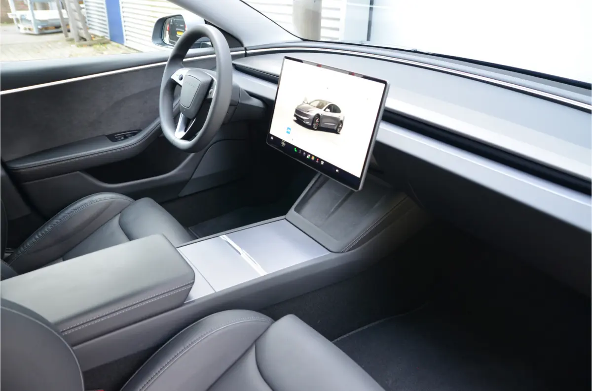 Performance AWD 78 kWh Highland, AutoPilot4.0 (FSD 99,- p/mnd)