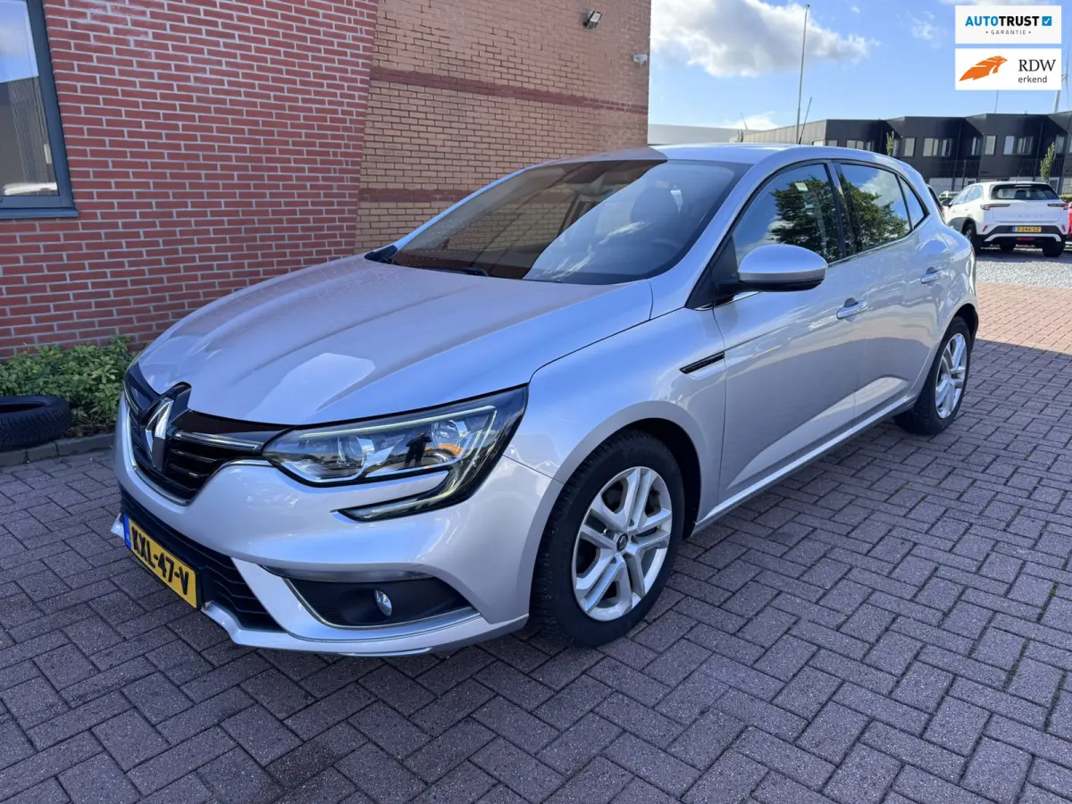1.5 Blue dCi Limited, Euro 6, Marge, Apple Carplay