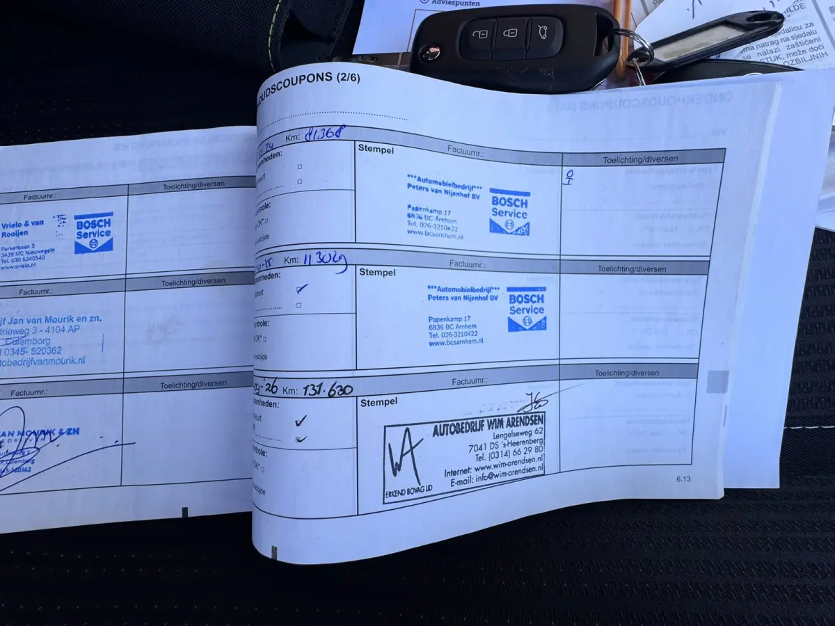 1.5 Blue dCi Limited, Euro 6, Marge, Apple Carplay