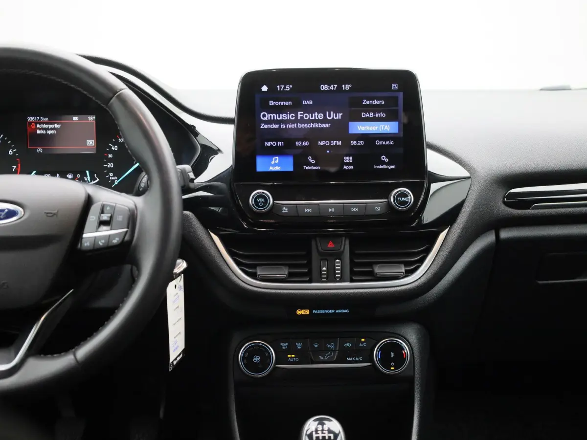 1.0 EcoBoost Hybrid Titanium | PDC Achter | Cruise Control | Elektrische Ramen |