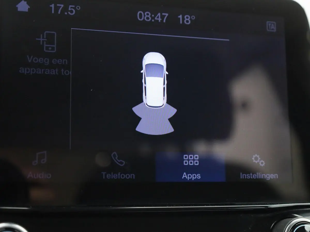 1.0 EcoBoost Hybrid Titanium | PDC Achter | Cruise Control | Elektrische Ramen |