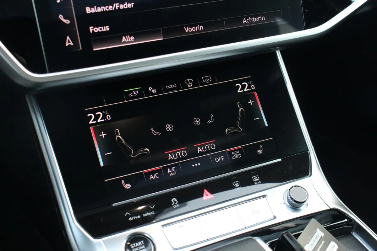 55 TFSIe 367pk quattro Pro Line S Competition | Elektr. Verstlb. Stoelen + Geheugen | Nachtzichtassistent | Adaptieve Cruise Control | Dodehoek Sensor